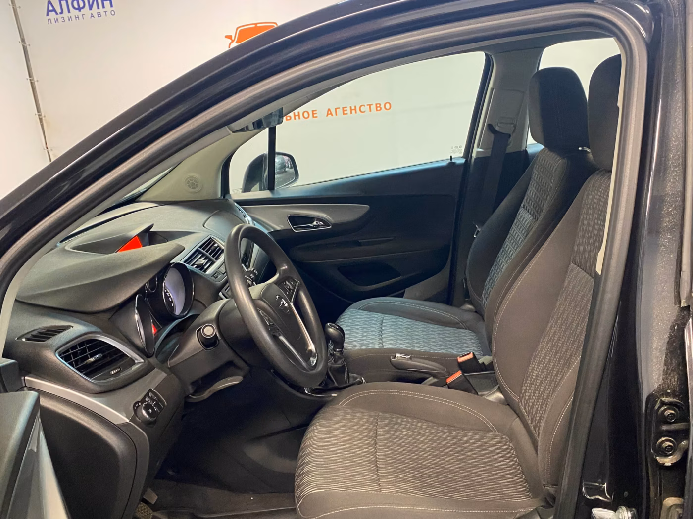 Opel Mokka фото 5
