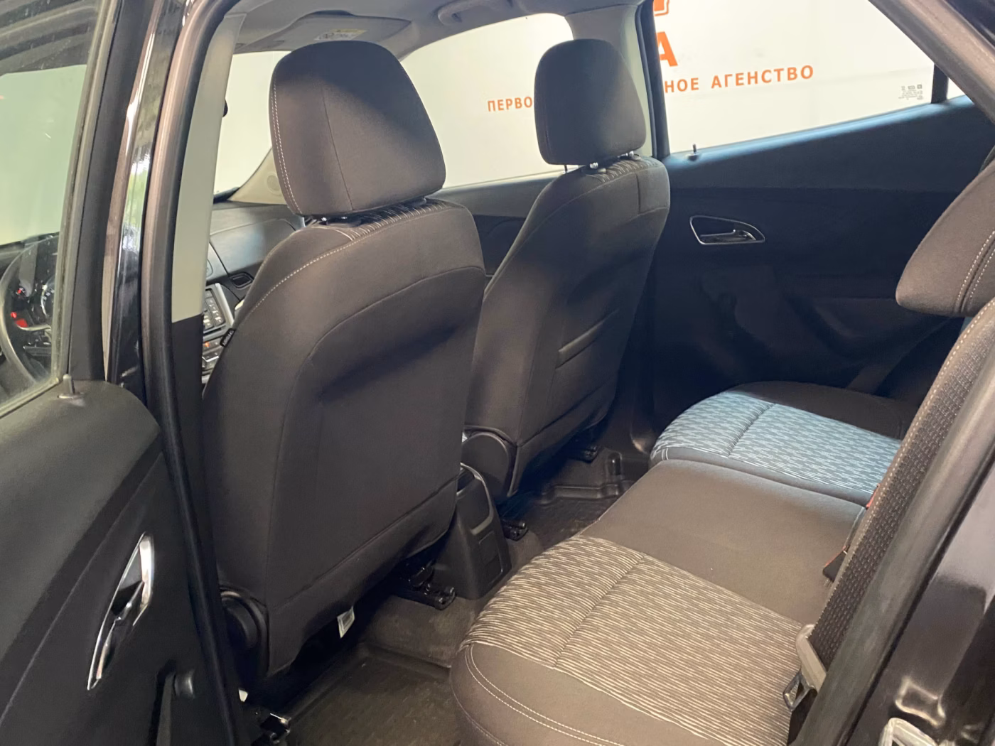 Opel Mokka фото 6