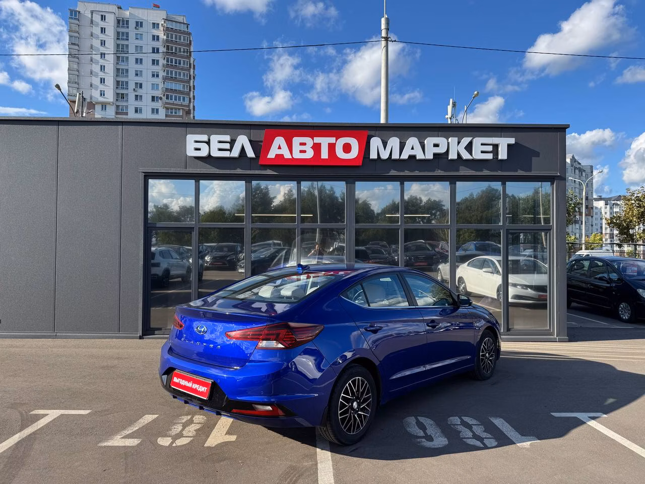 Hyundai Elantra фото 5