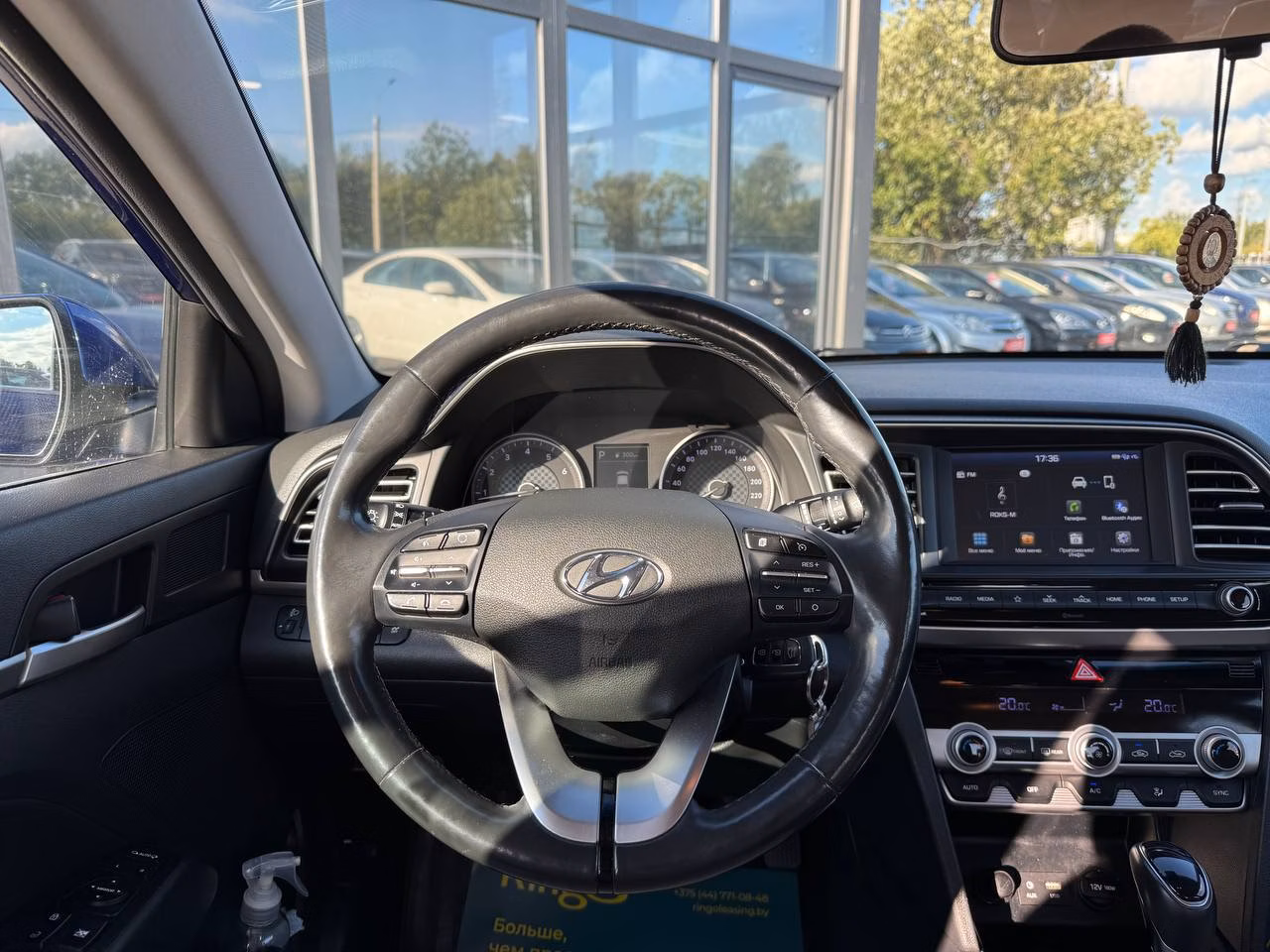 Hyundai Elantra фото 10