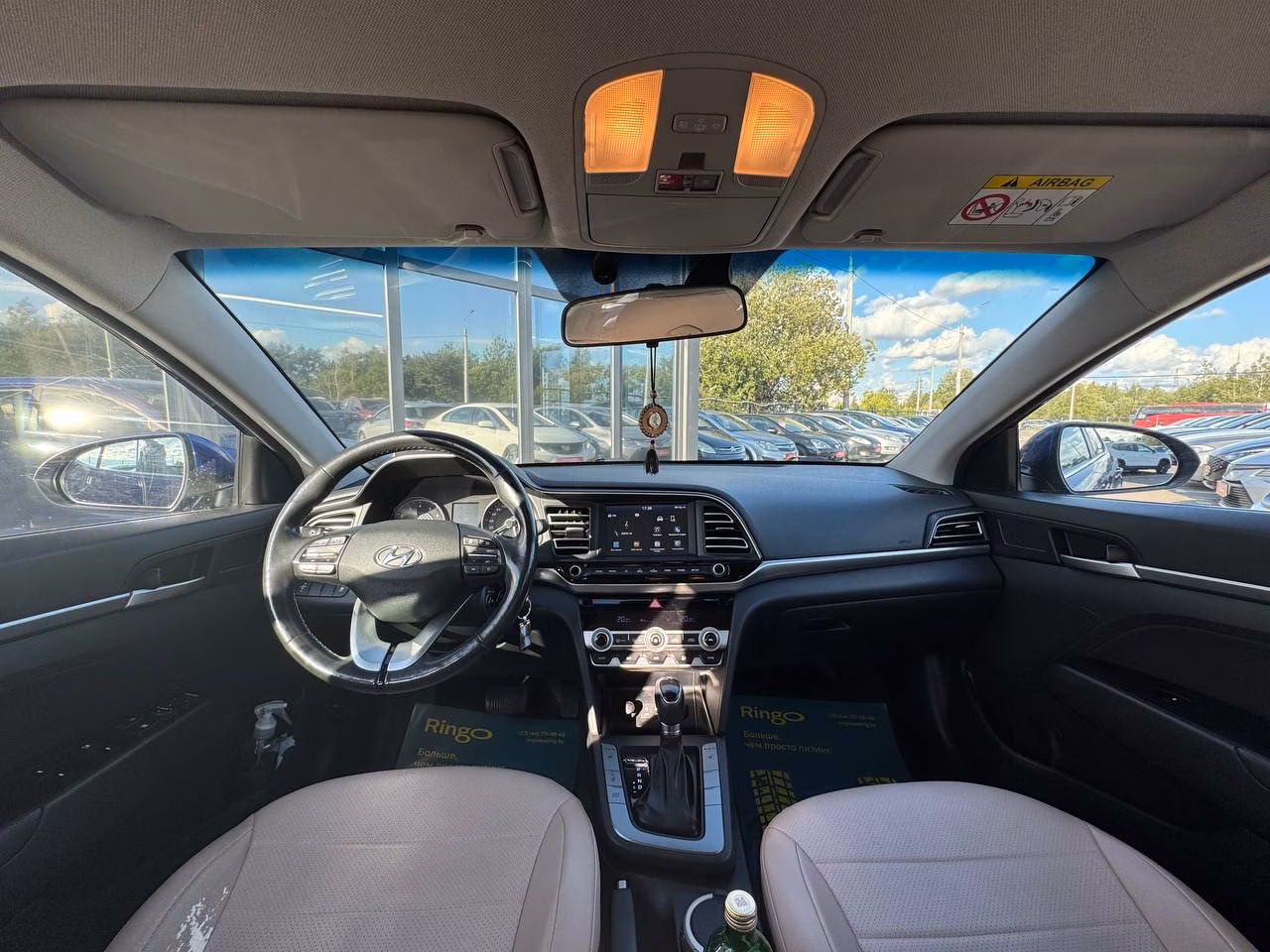 Hyundai Elantra фото 14