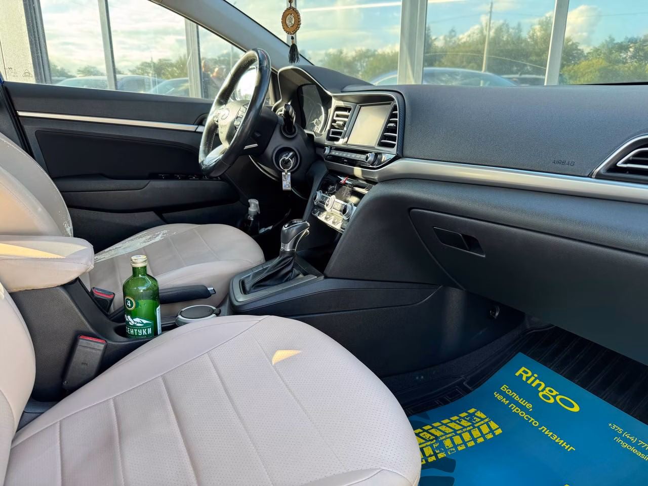 Hyundai Elantra фото 19