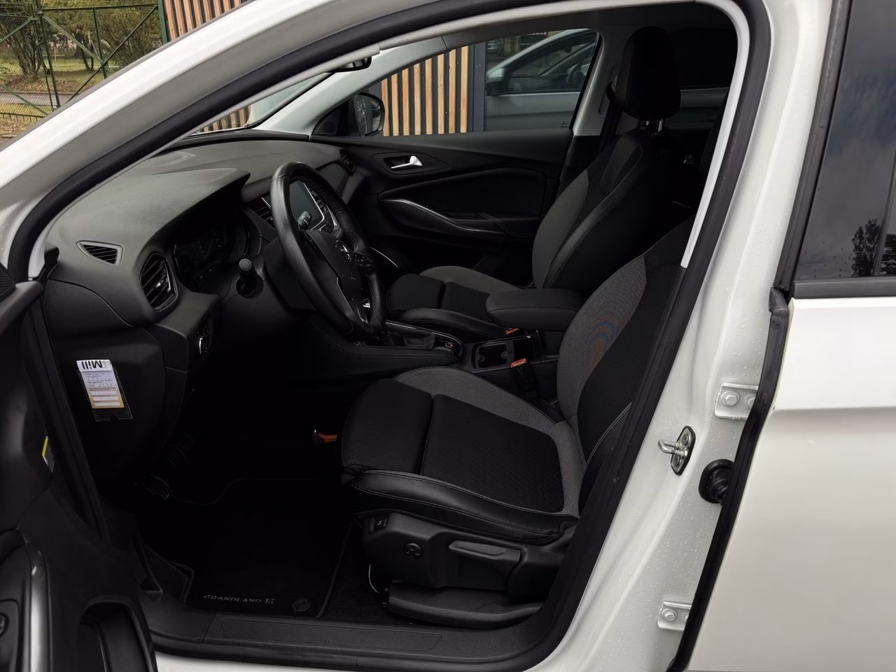 Opel Grandland X фото 7