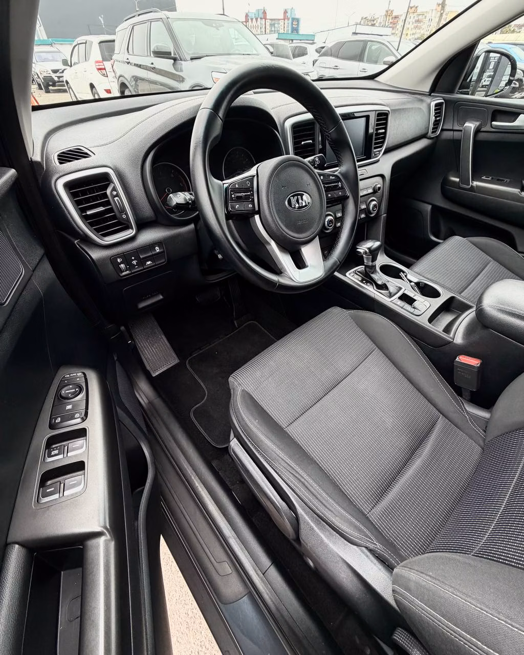 Kia Sportage фото 9