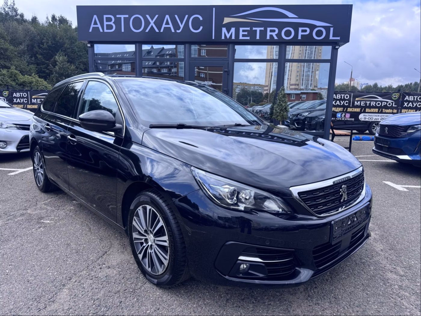 Peugeot 308 фото 2