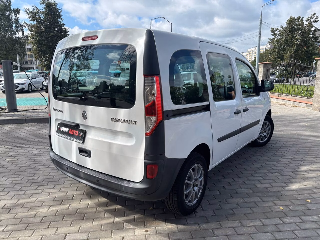 Renault Kangoo фото 5