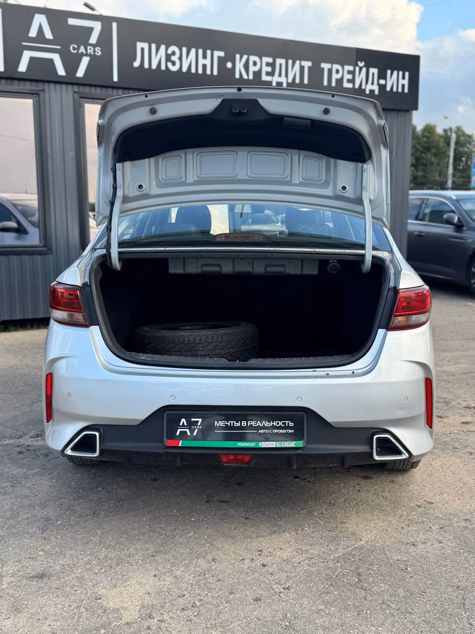 Kia Rio фото 8