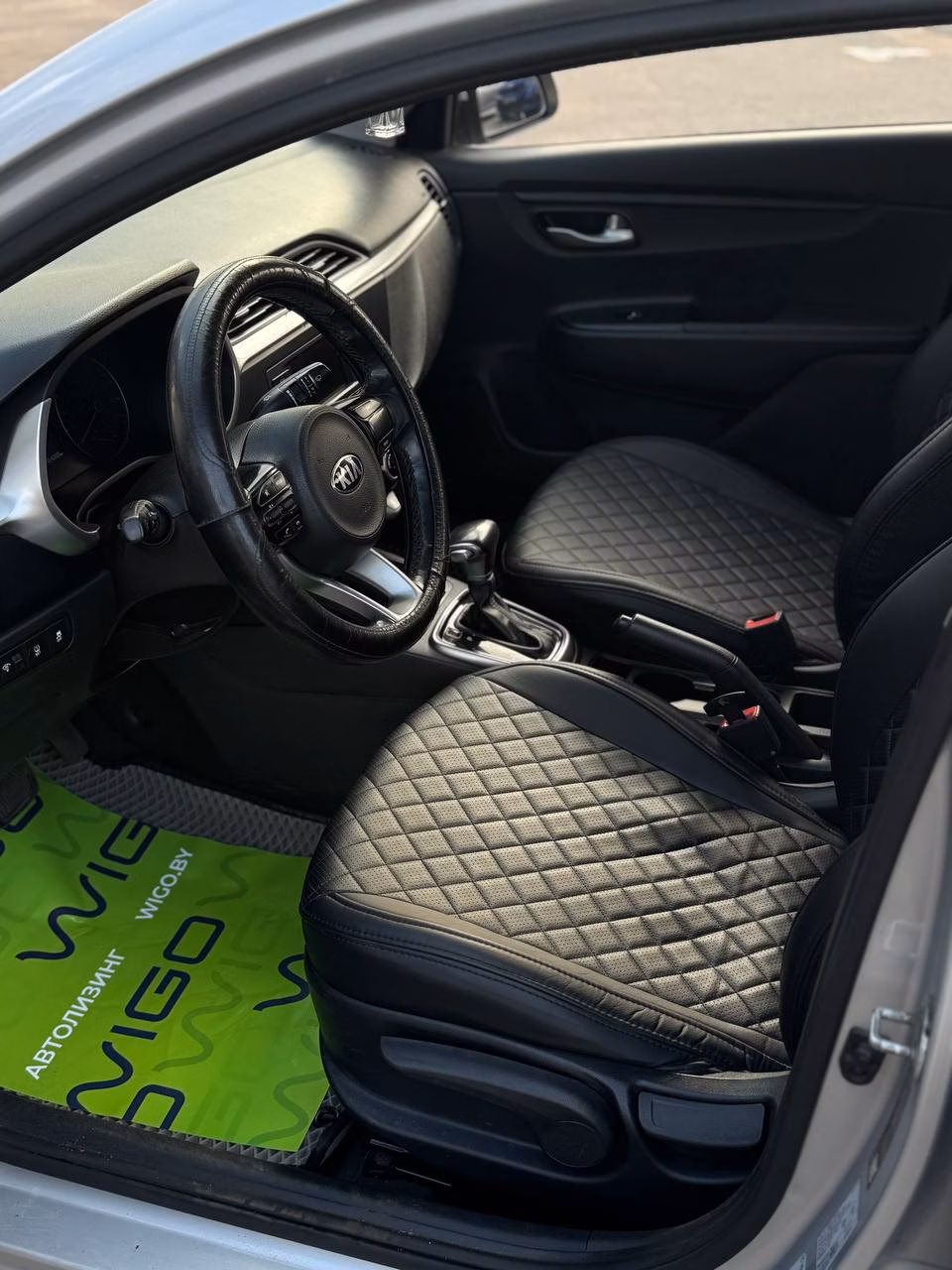Kia Rio фото 9