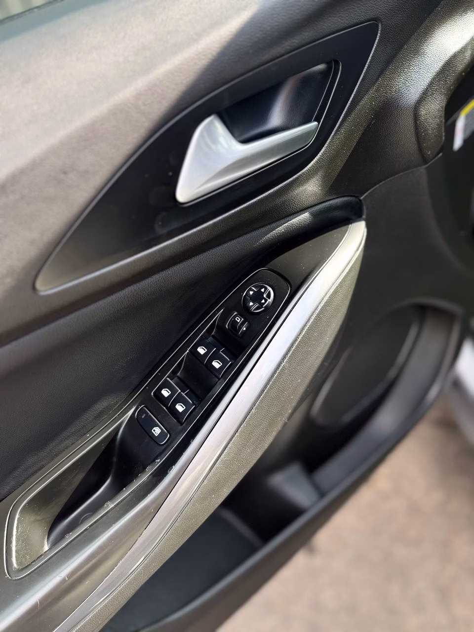 Opel Grandland X фото 10