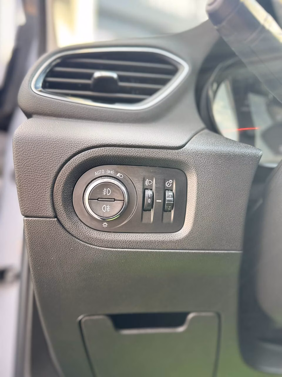 Opel Grandland X фото 11