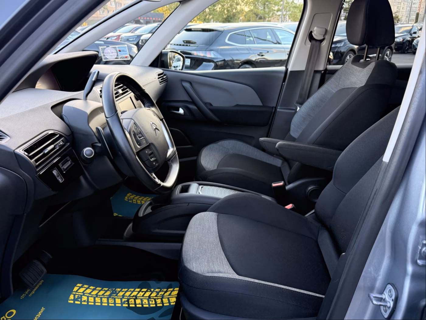 Citroen C4 Spacetourer фото 12