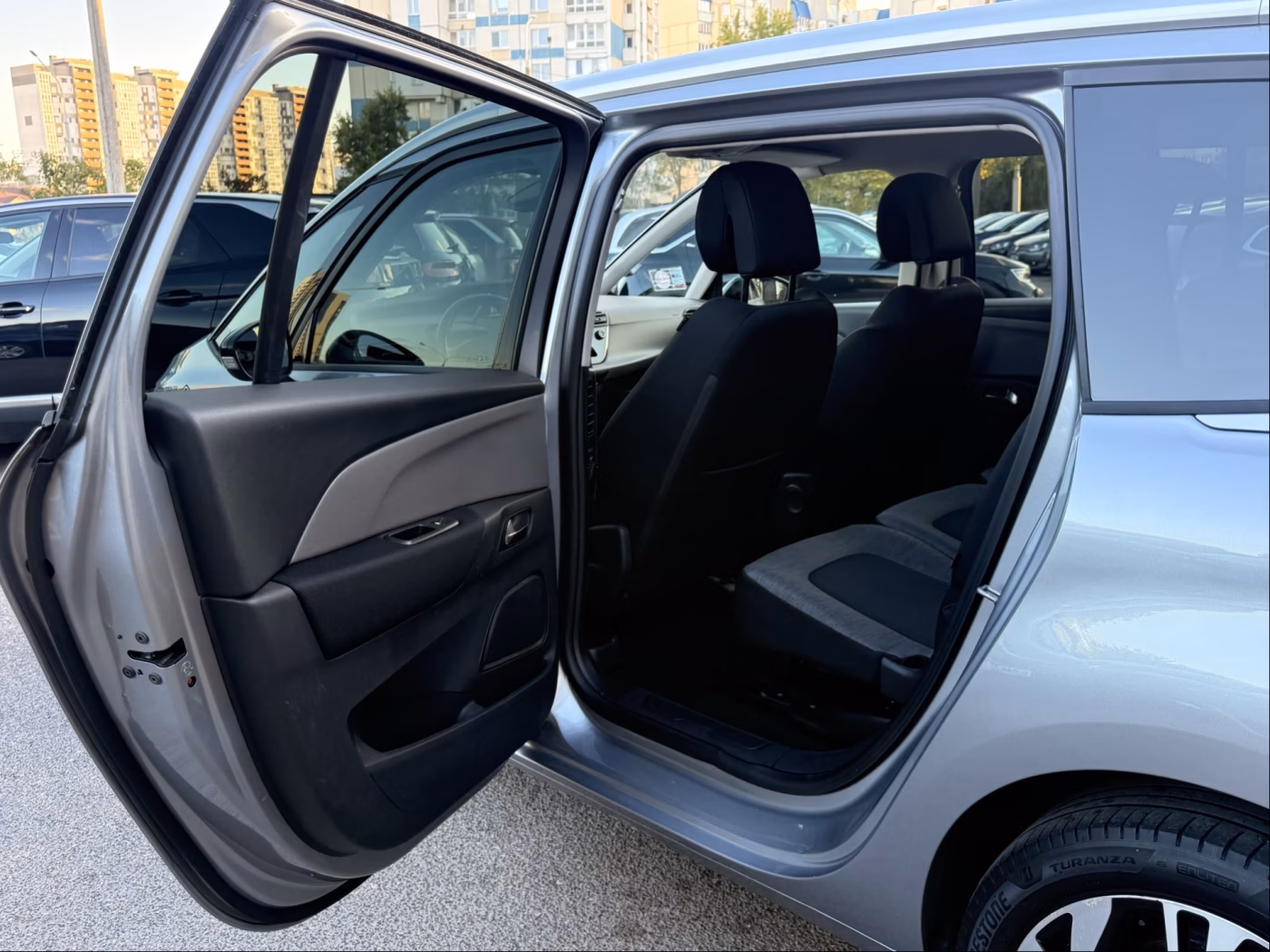 Citroen C4 Spacetourer фото 14