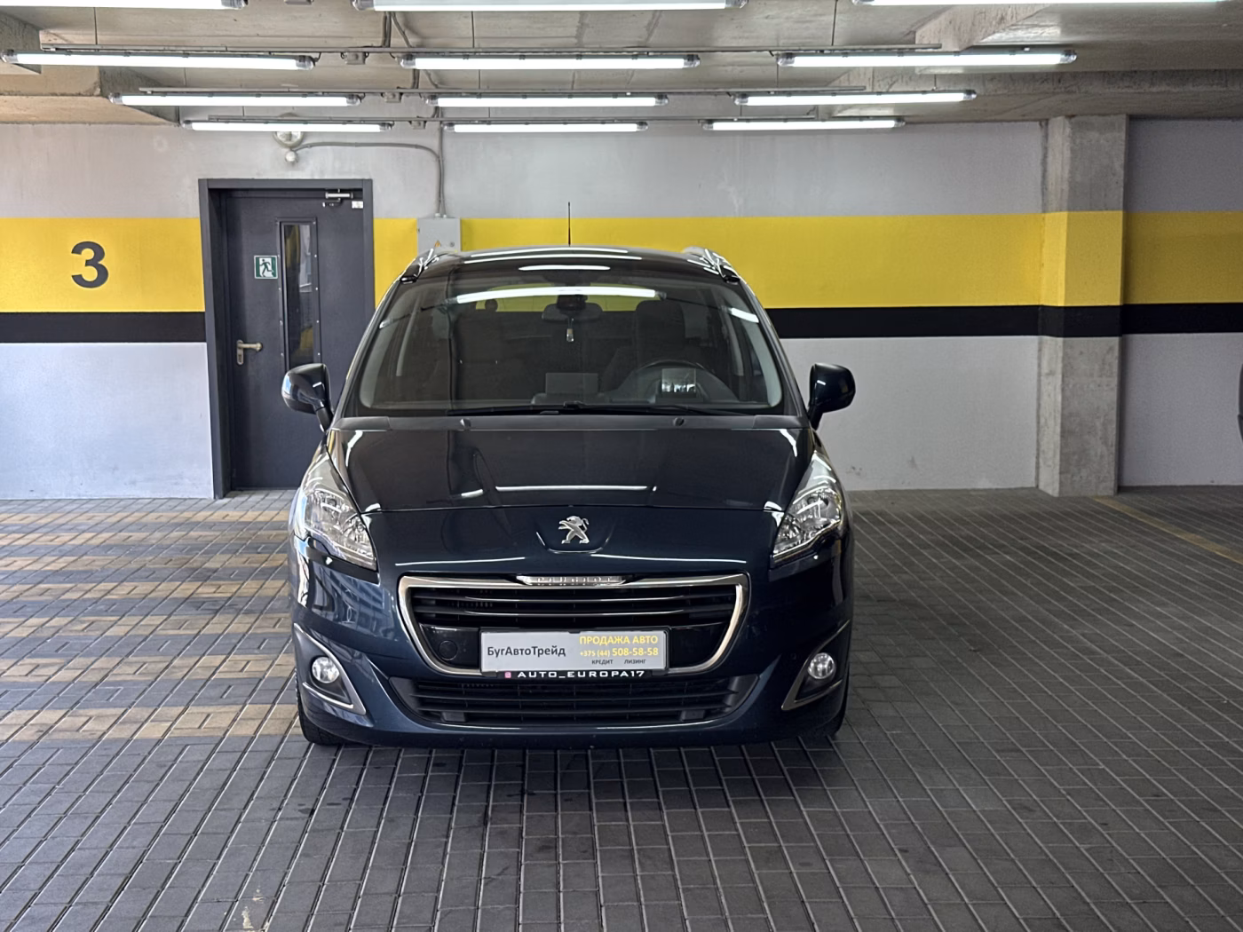 Peugeot 5008 фото 2