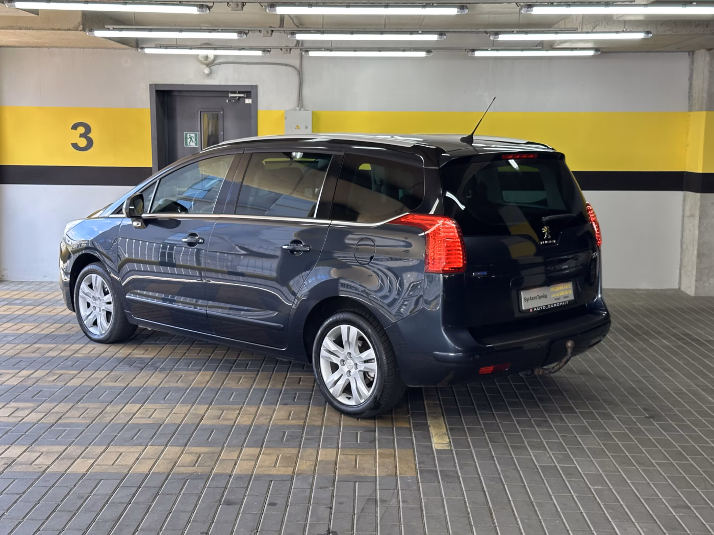 Peugeot 5008 фото 5