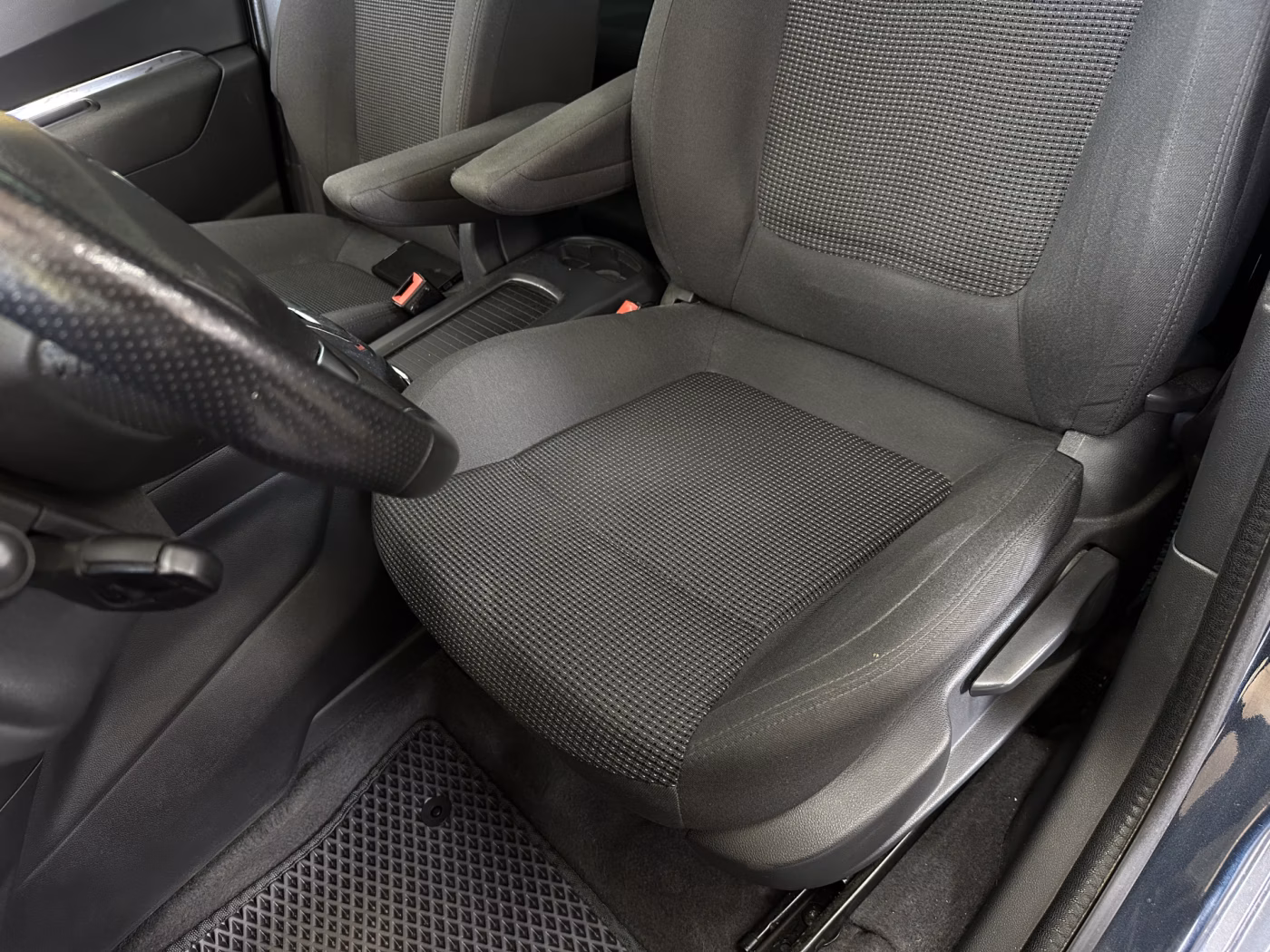 Peugeot 5008 фото 19