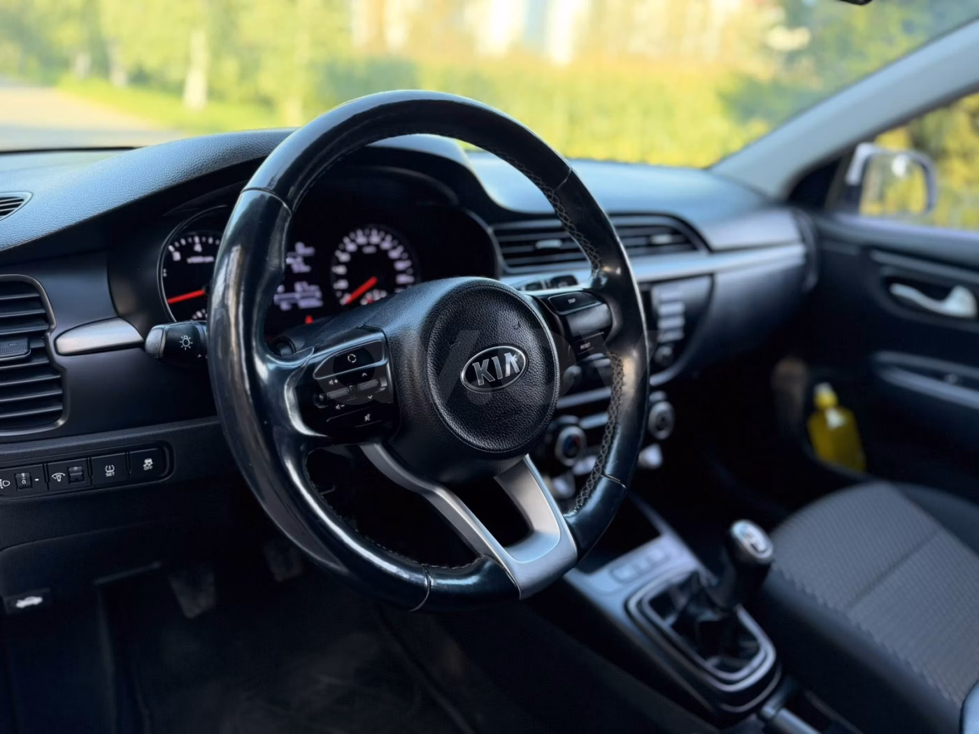 Kia Rio фото 18