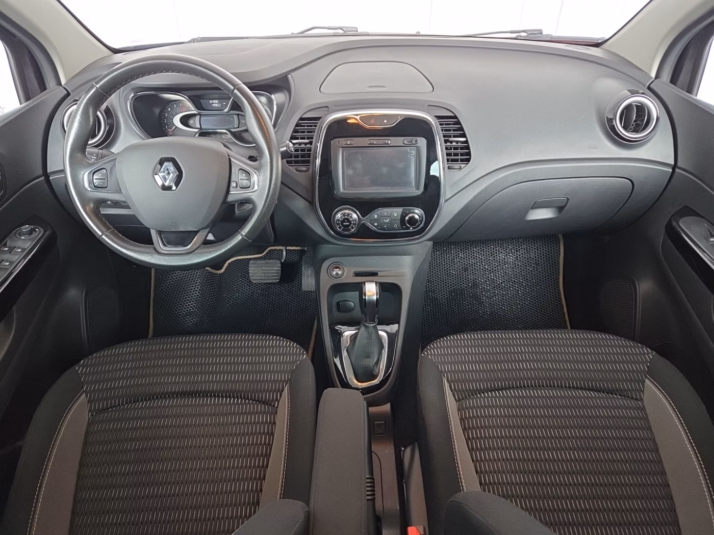Renault Kaptur фото 9
