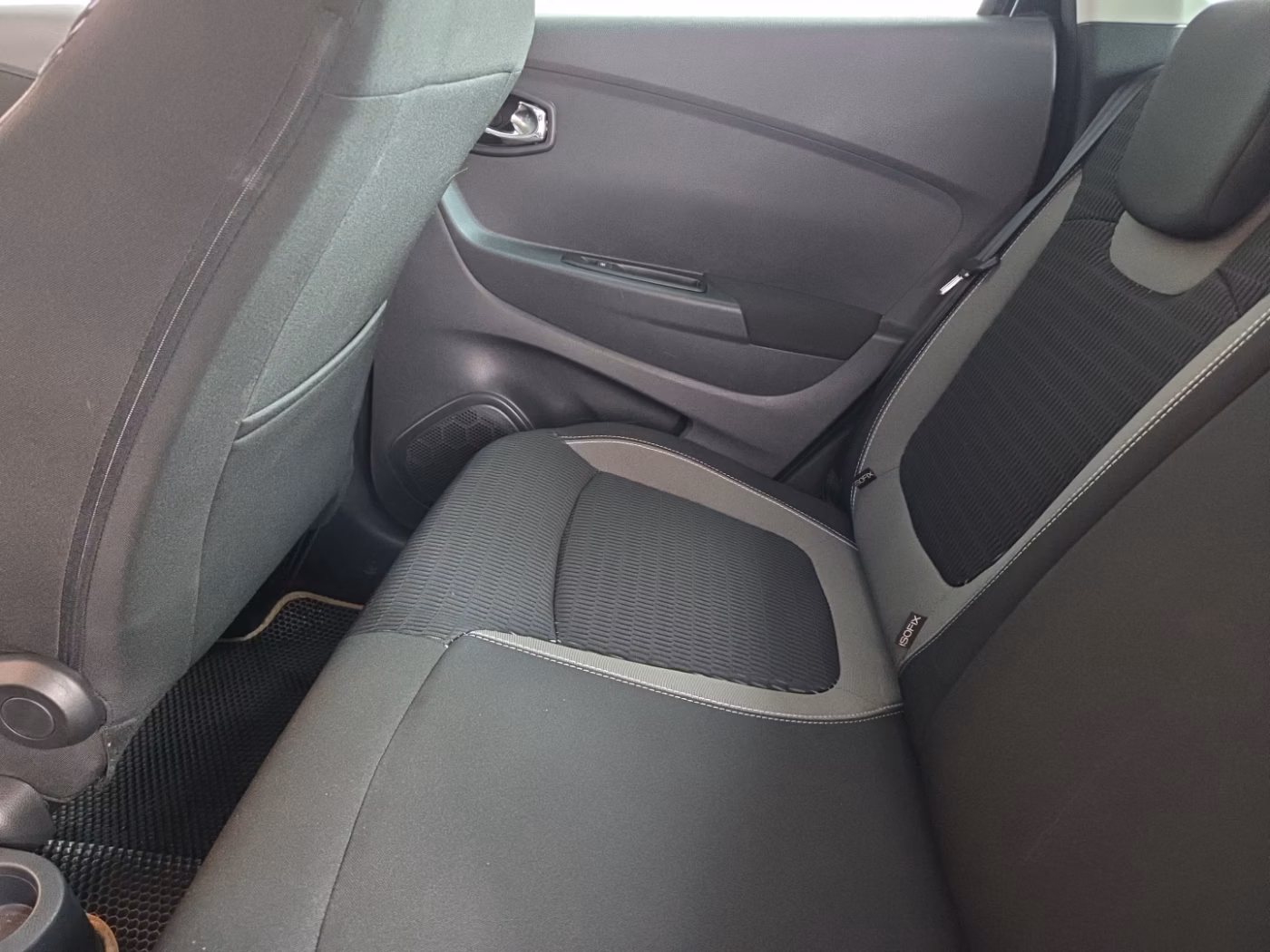 Renault Kaptur фото 13