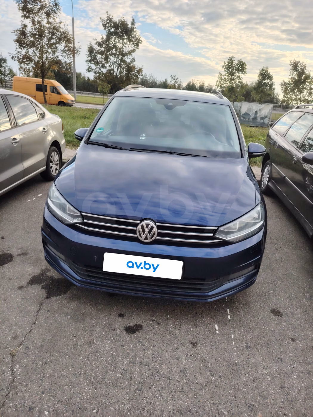 Volkswagen Touran фото 3