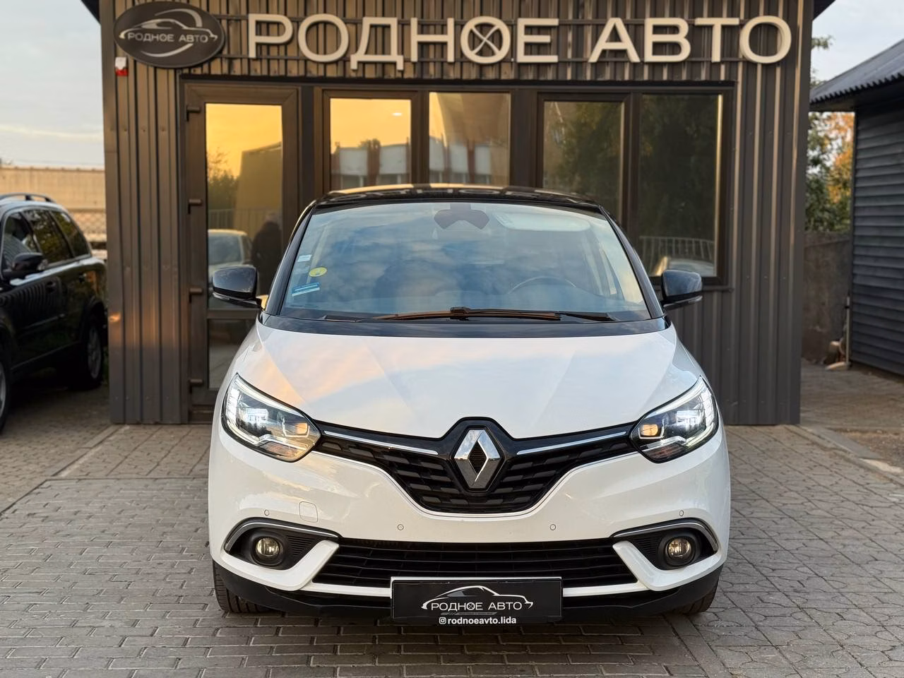 Renault Scenic фото 2
