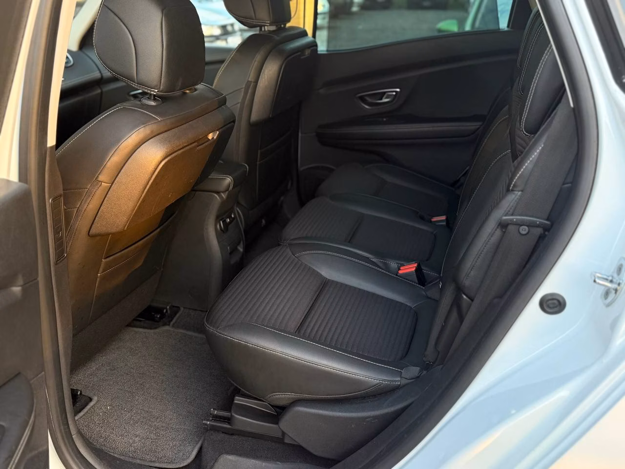 Renault Scenic фото 15