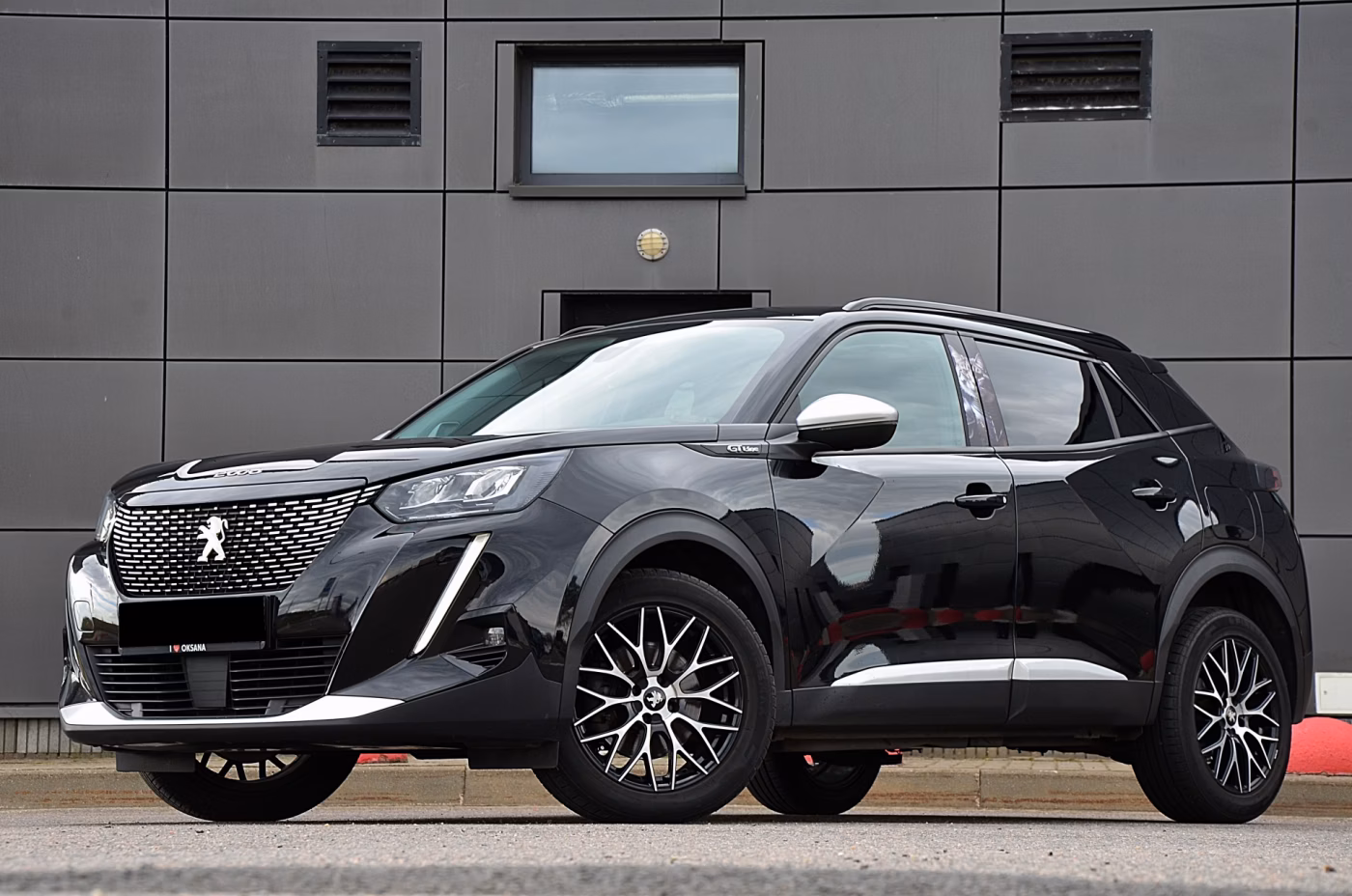 Peugeot 2008 фото 3