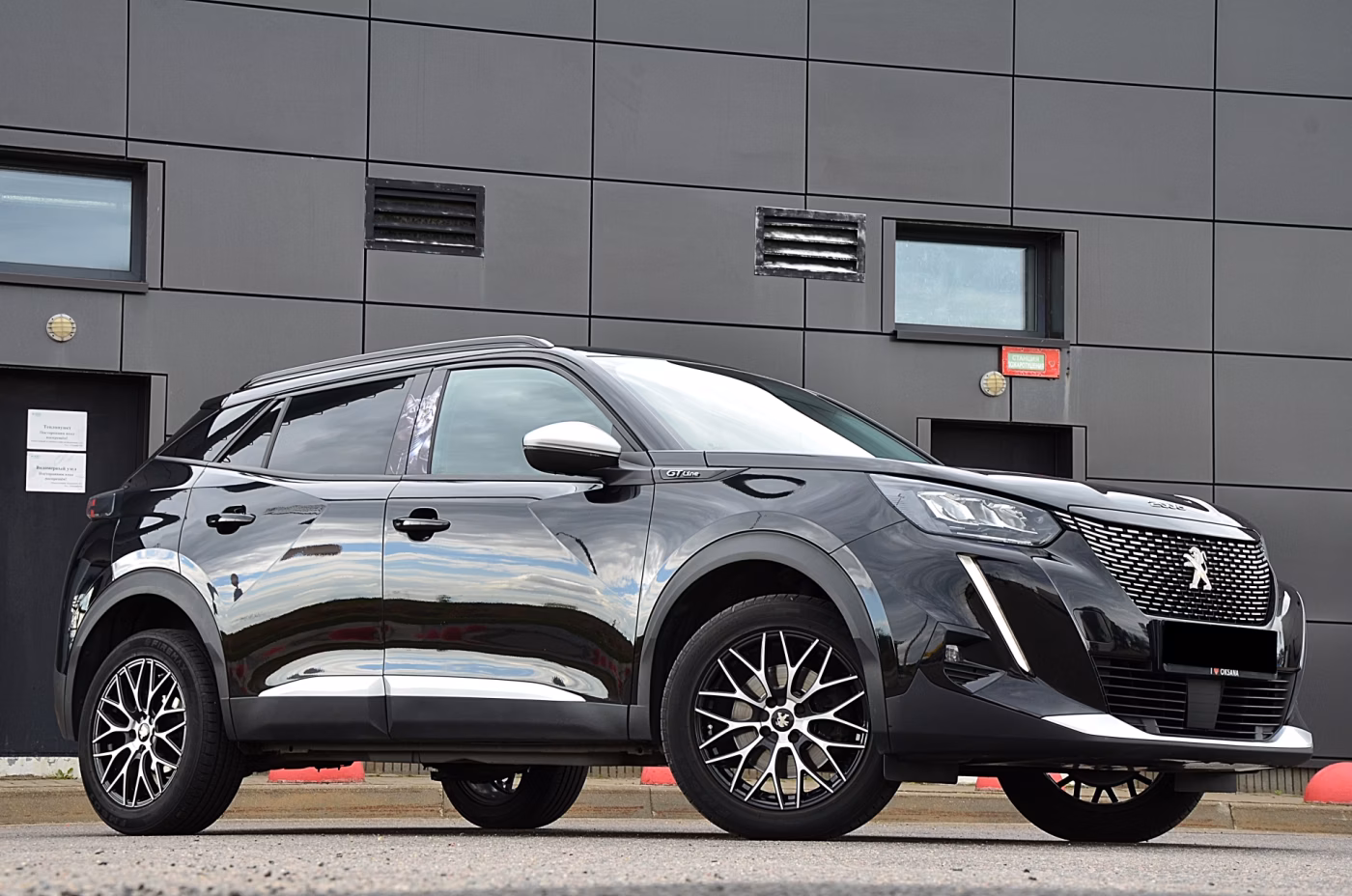Peugeot 2008 фото 6