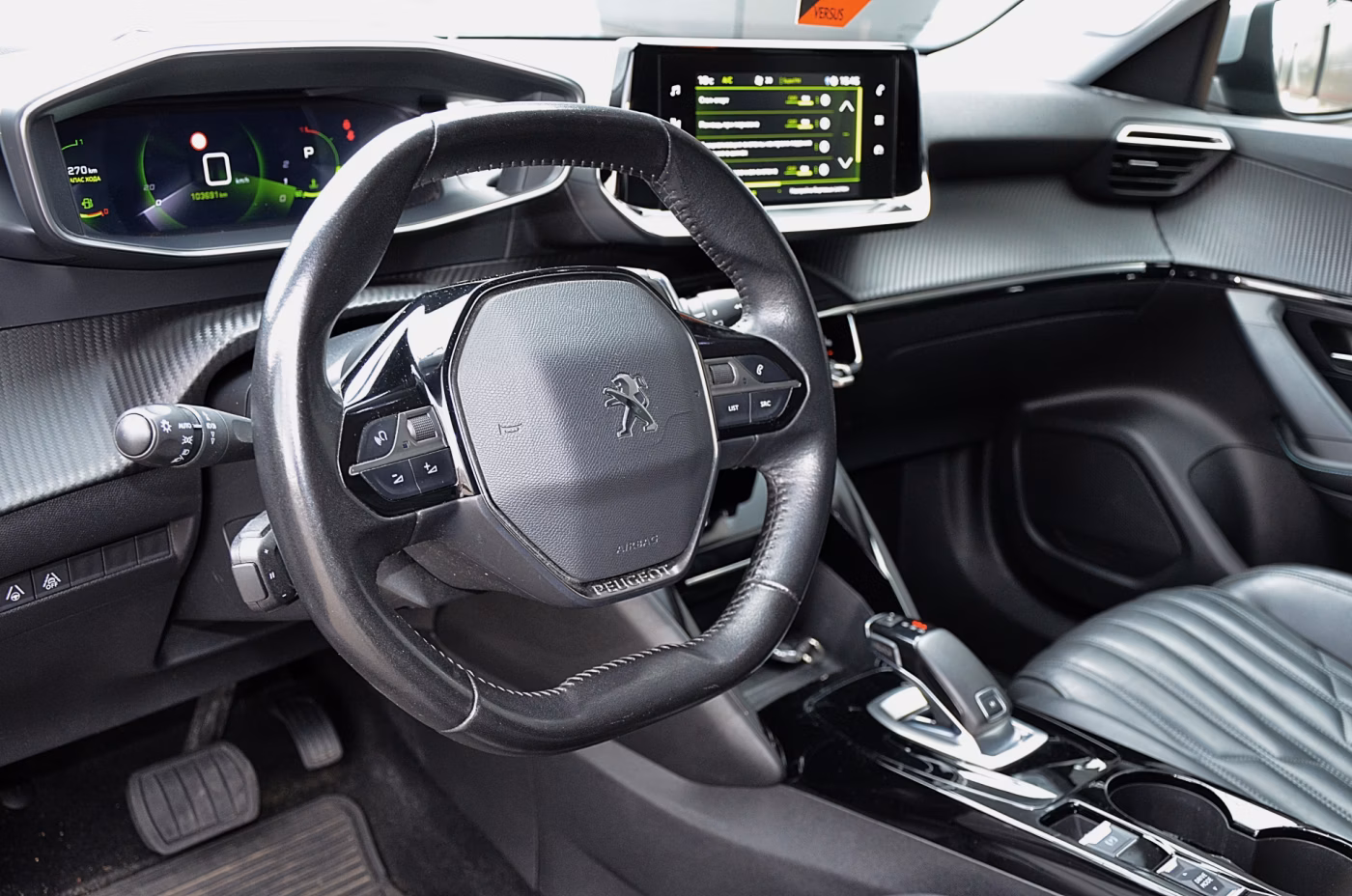 Peugeot 2008 фото 15