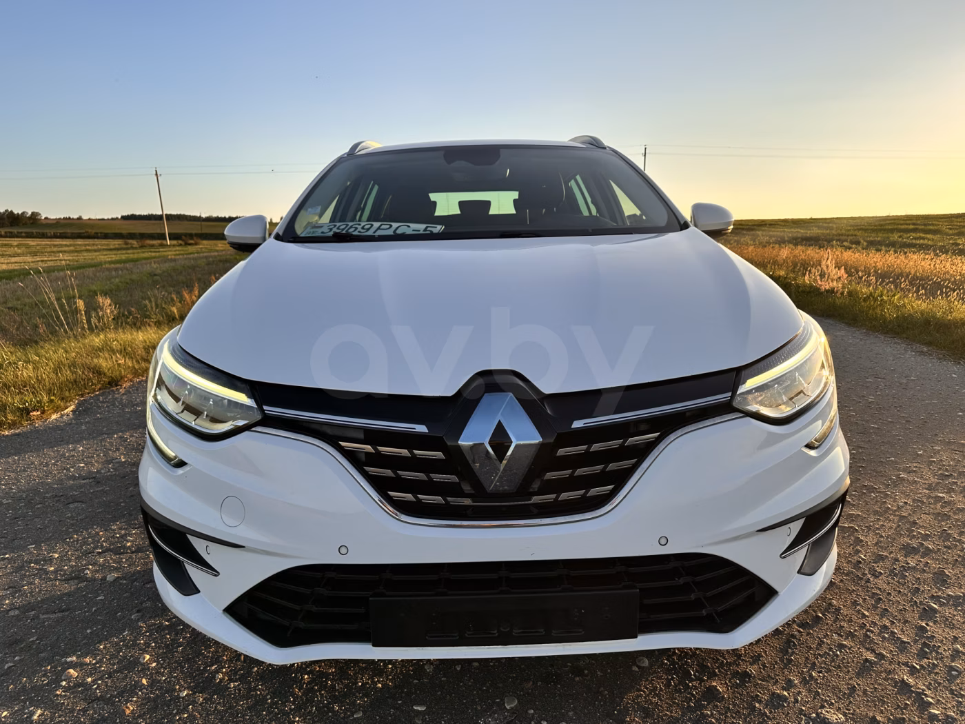 Renault Megane фото 9