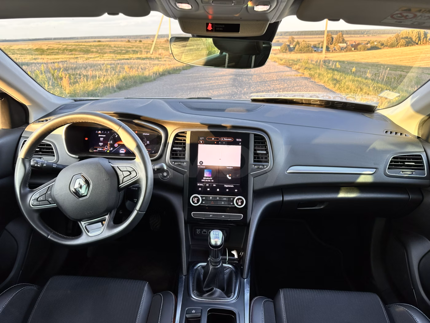 Renault Megane фото 14