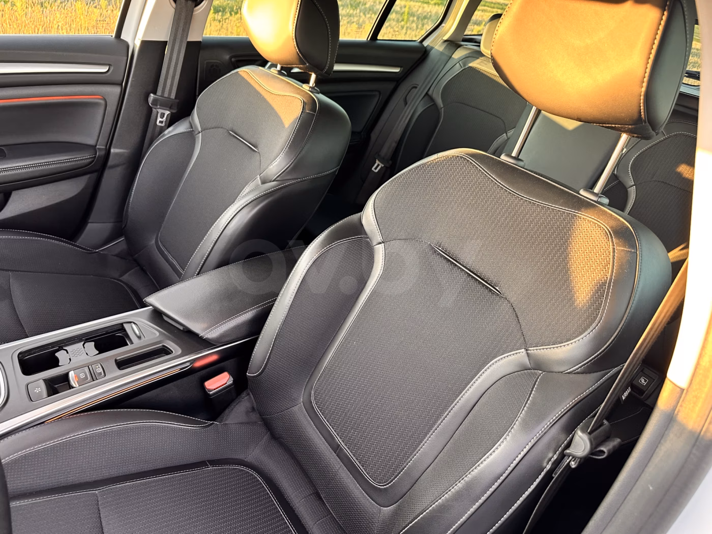 Renault Megane фото 15
