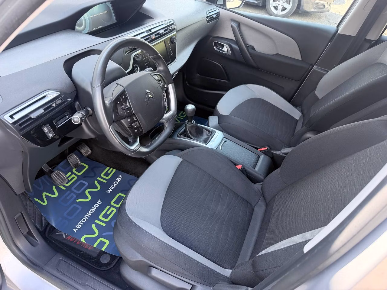 Citroen C4 Grand Picasso фото 10