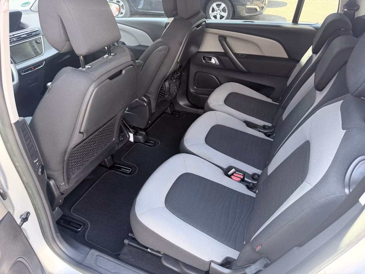 Citroen C4 Grand Picasso фото 14