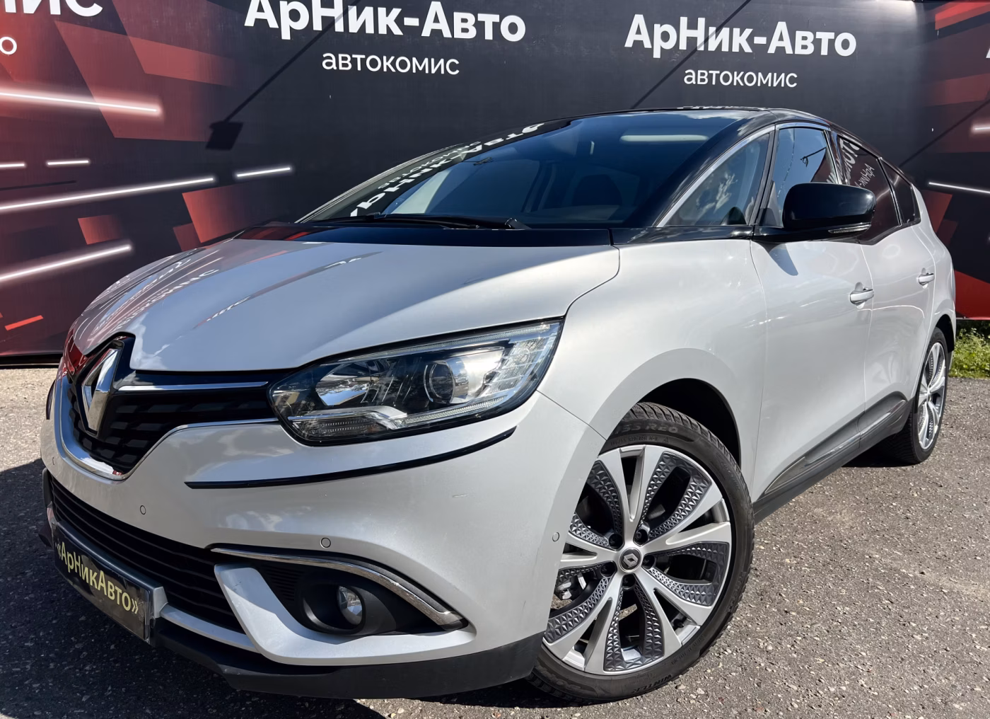 Renault Grand Scenic фото 2