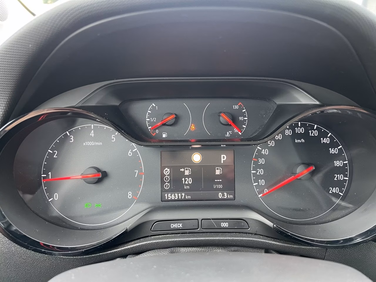Opel Crossland X фото 14