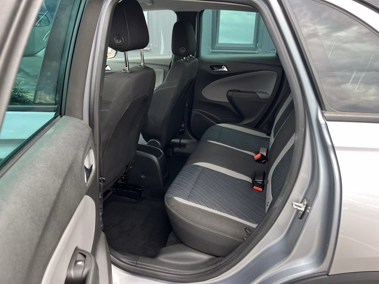 Opel Crossland X фото 20