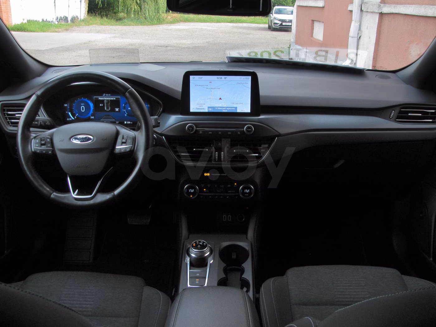 Ford Focus Active фото 12