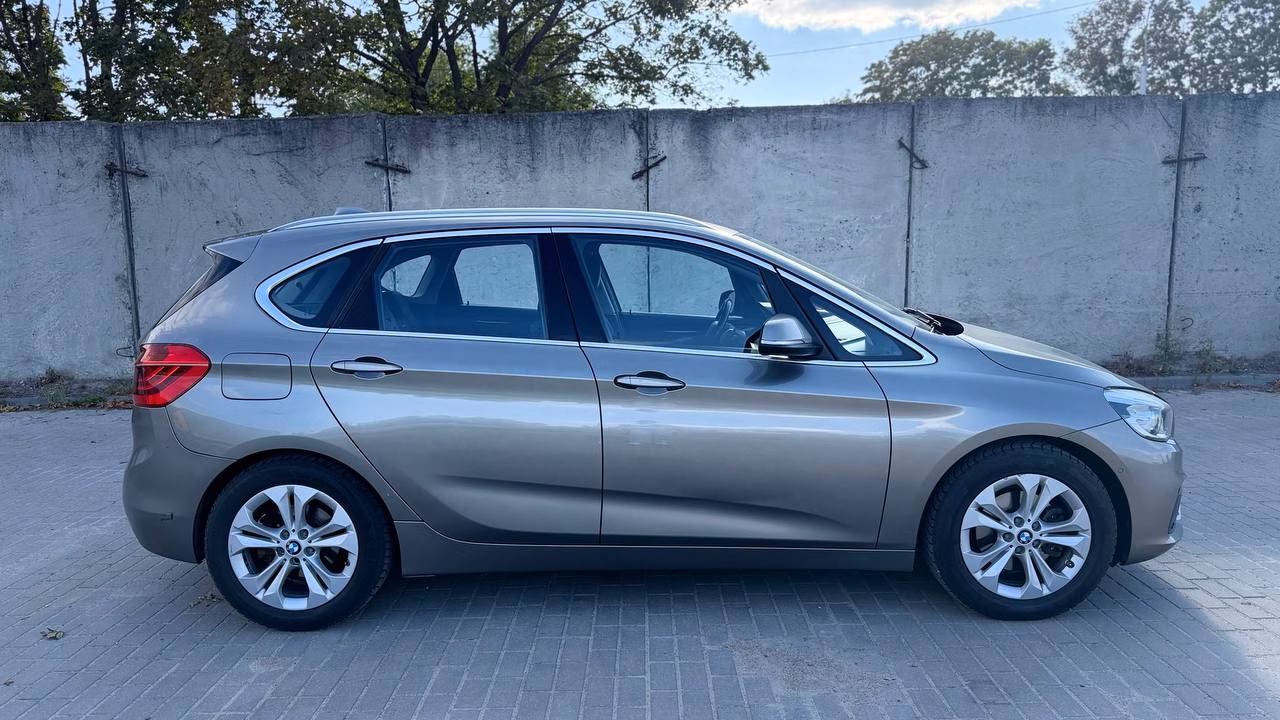 BMW 2 серия Active Tourer фото 5