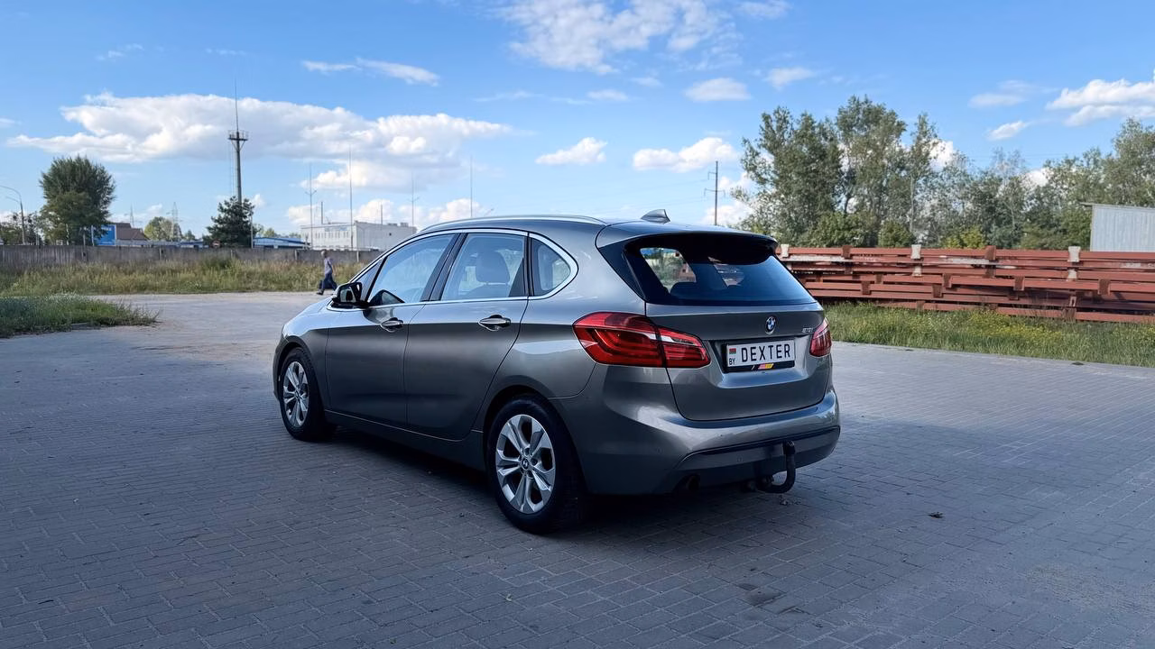BMW 2 серия Active Tourer фото 6