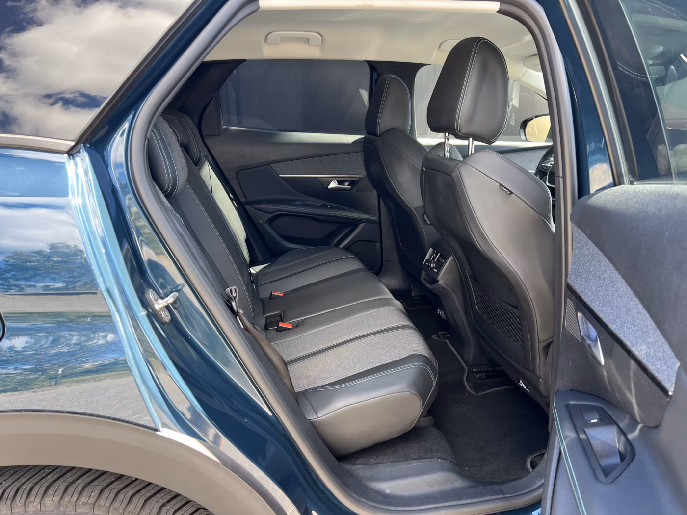 Peugeot 3008 фото 9