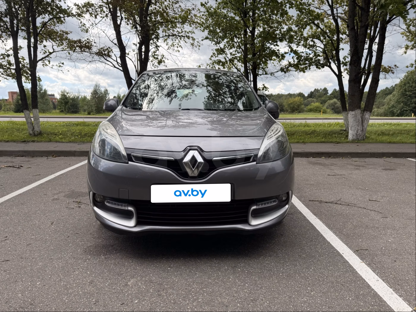 Renault Scenic фото 10