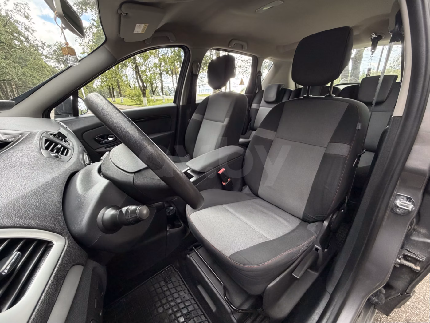 Renault Scenic фото 17