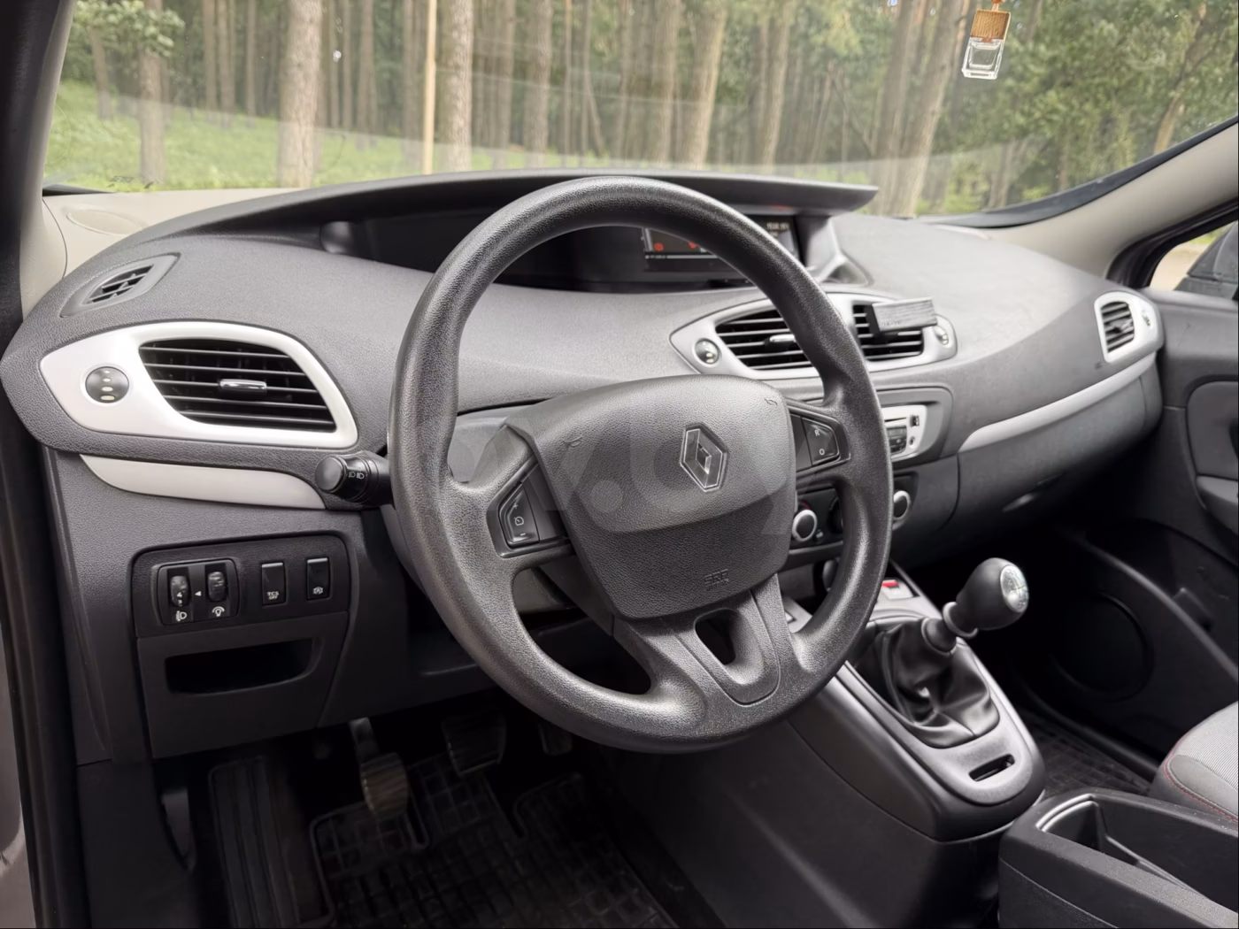 Renault Scenic фото 20
