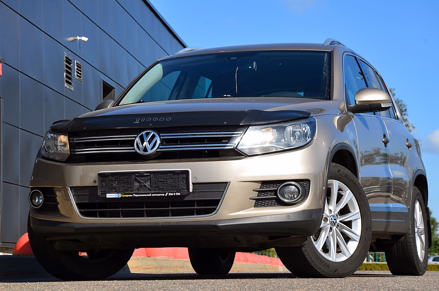 Volkswagen Tiguan фото 2