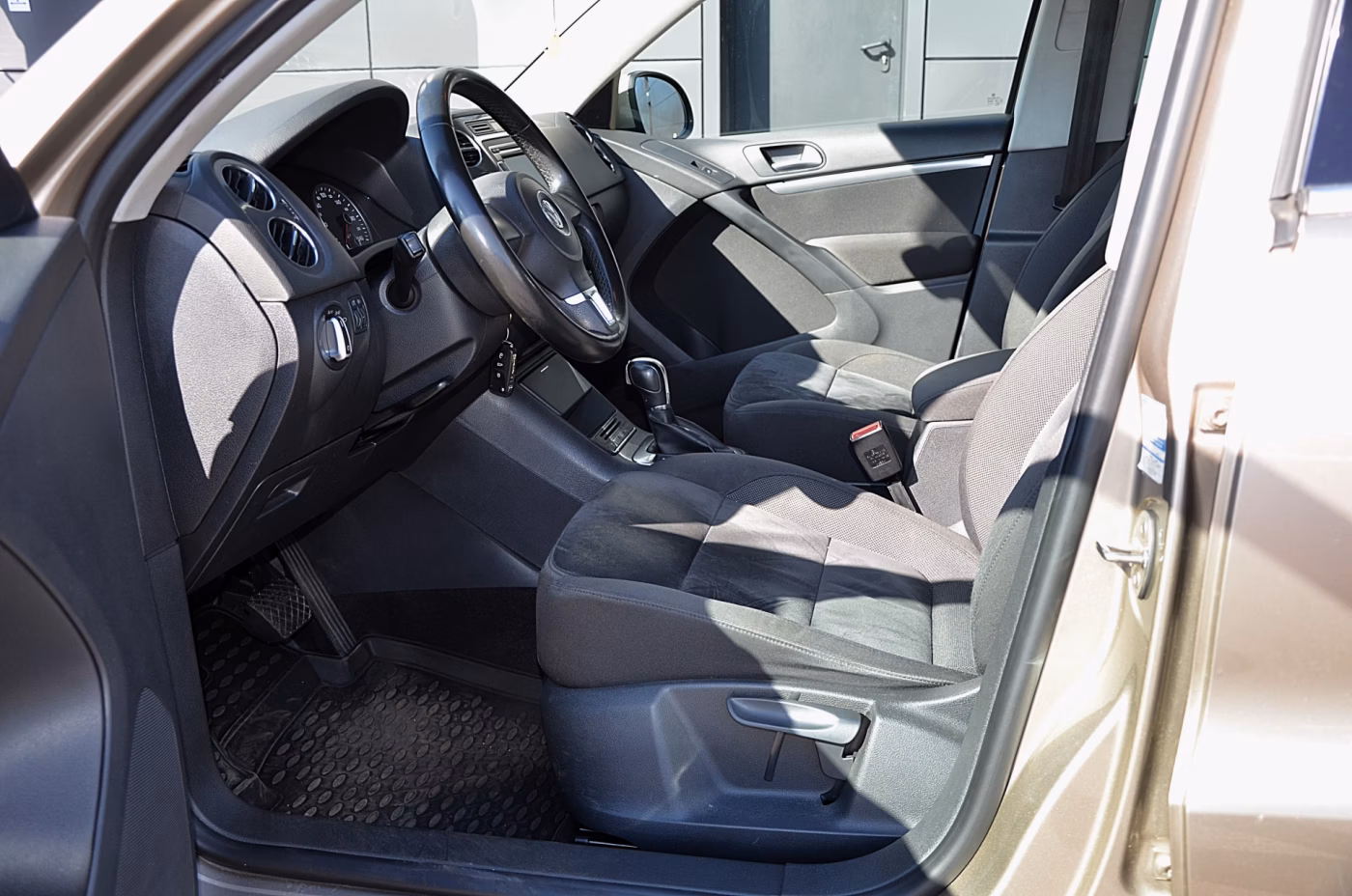 Volkswagen Tiguan фото 17