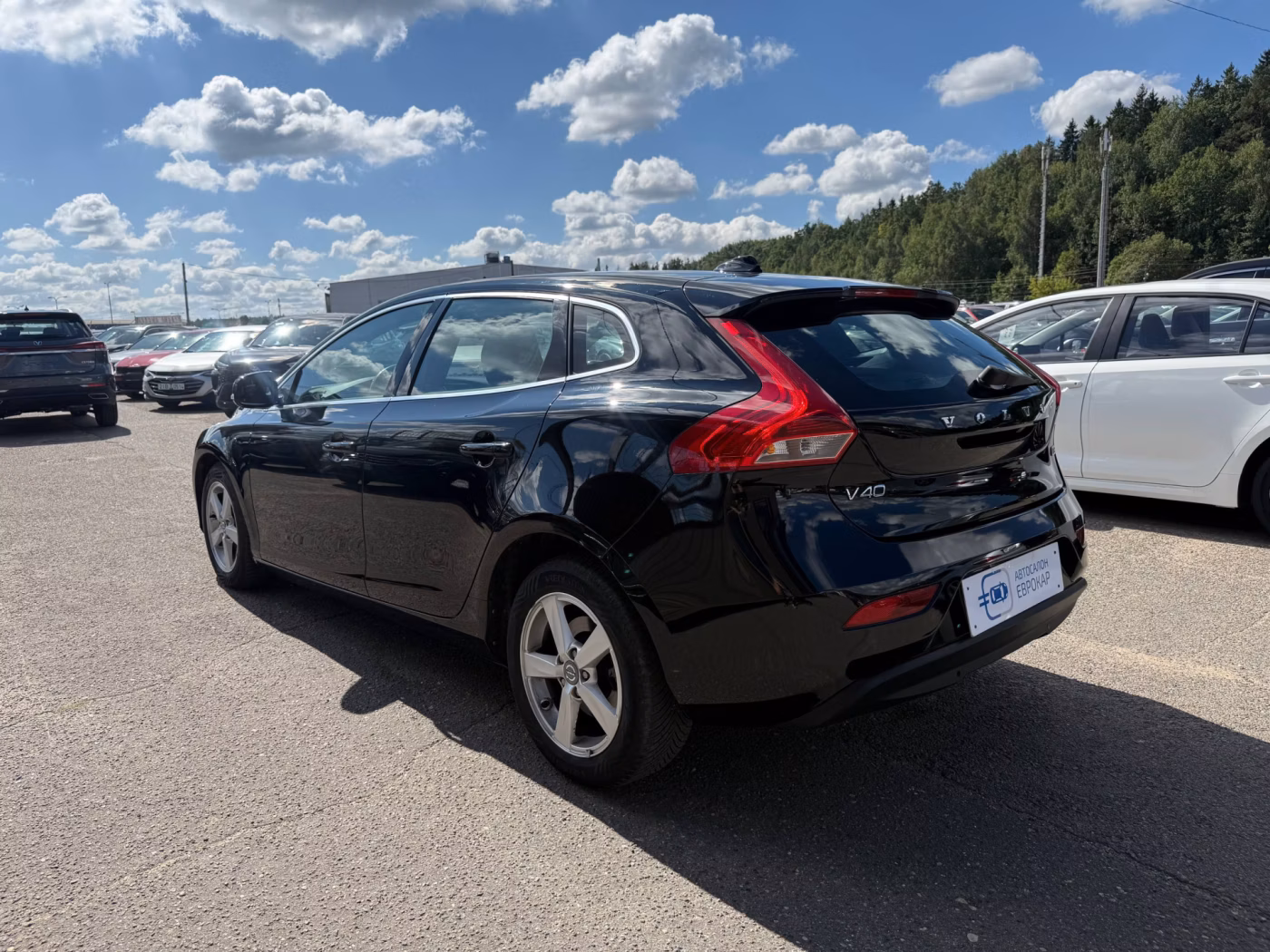 Volvo V40 фото 7