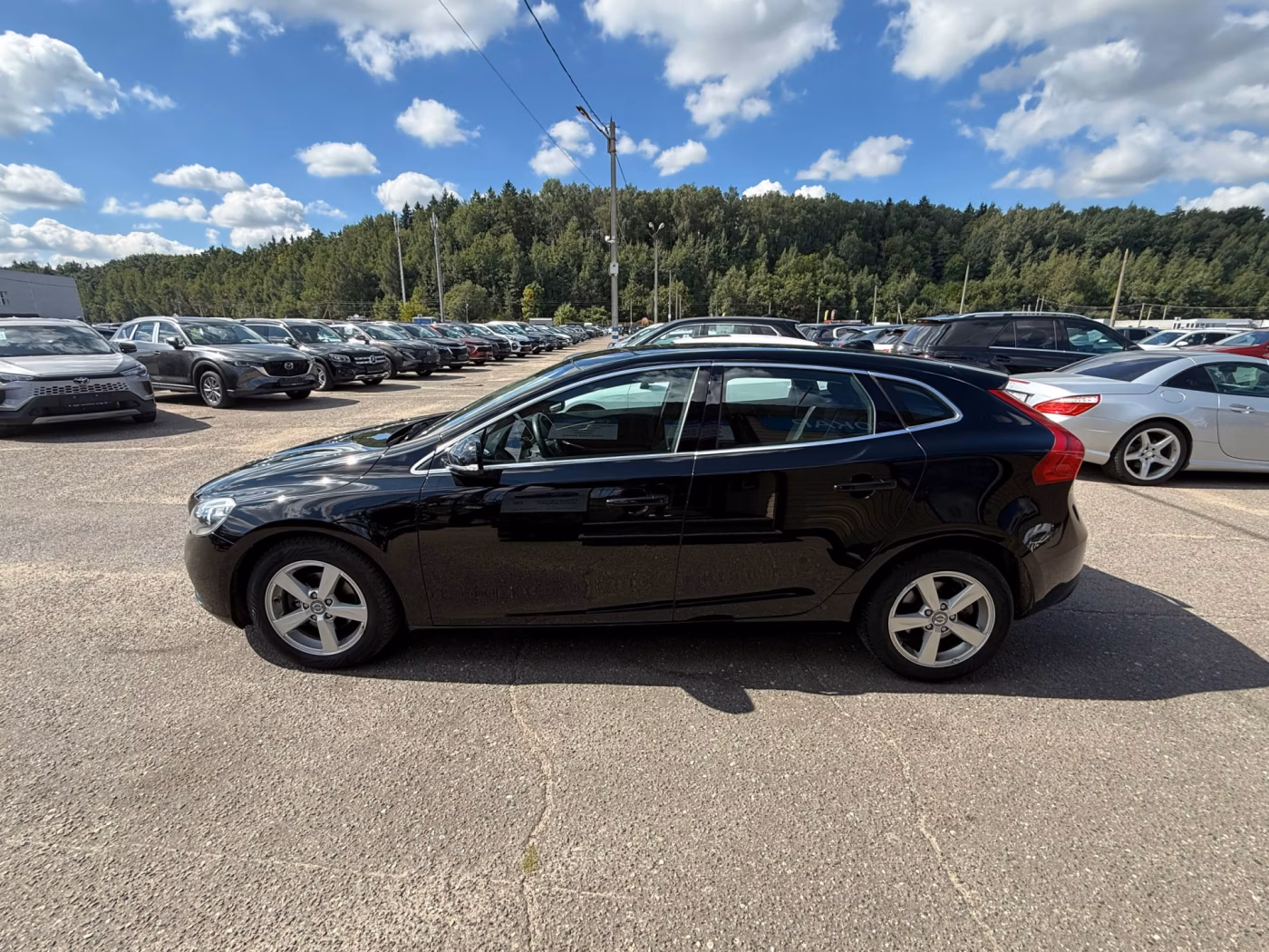 Volvo V40 фото 8