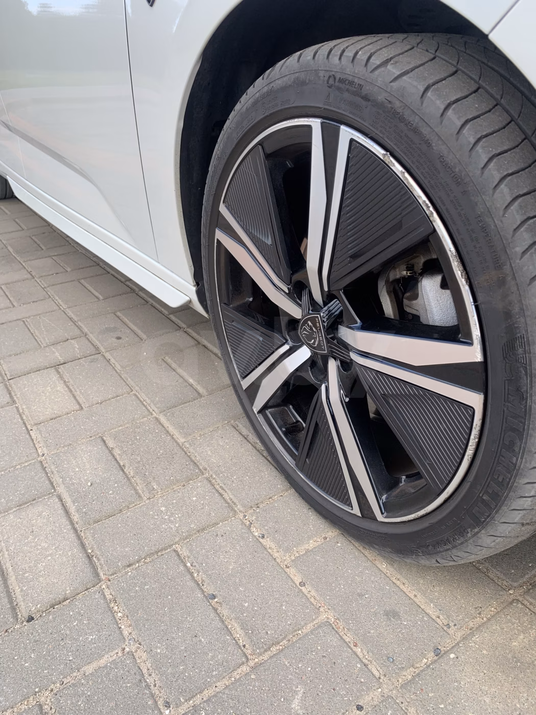 Peugeot 308 фото 9