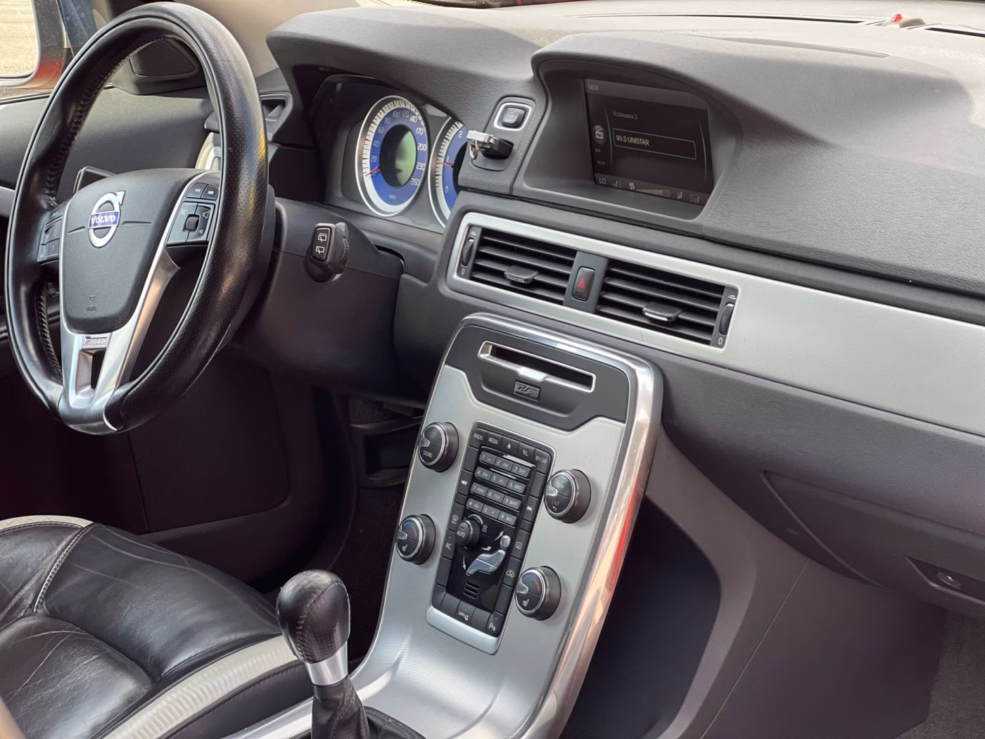 Volvo V70 фото 20