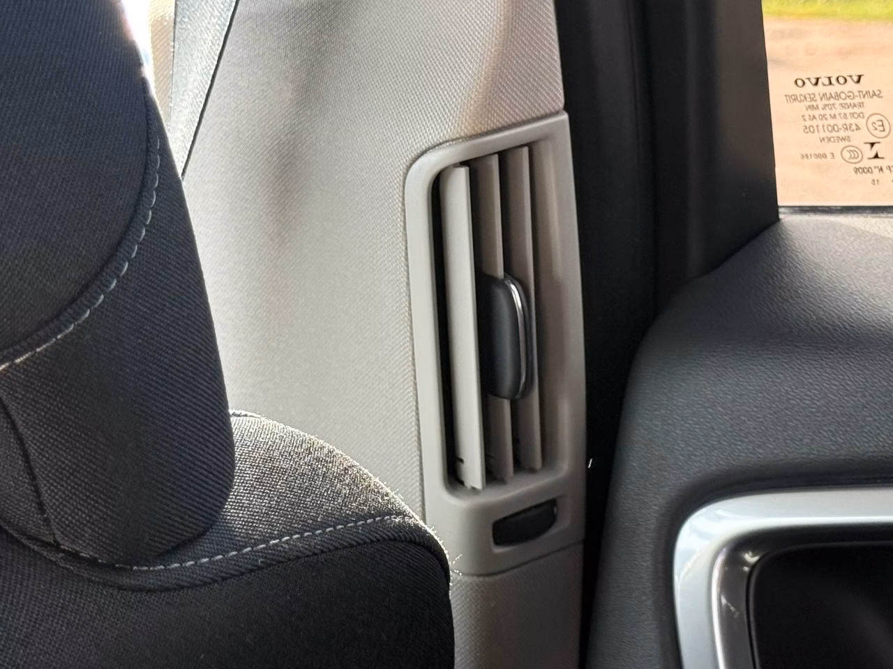 Volvo V60 фото 11